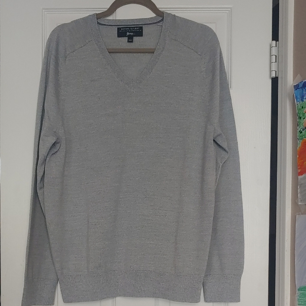 Banana Republic Mens V-Neck Sweater